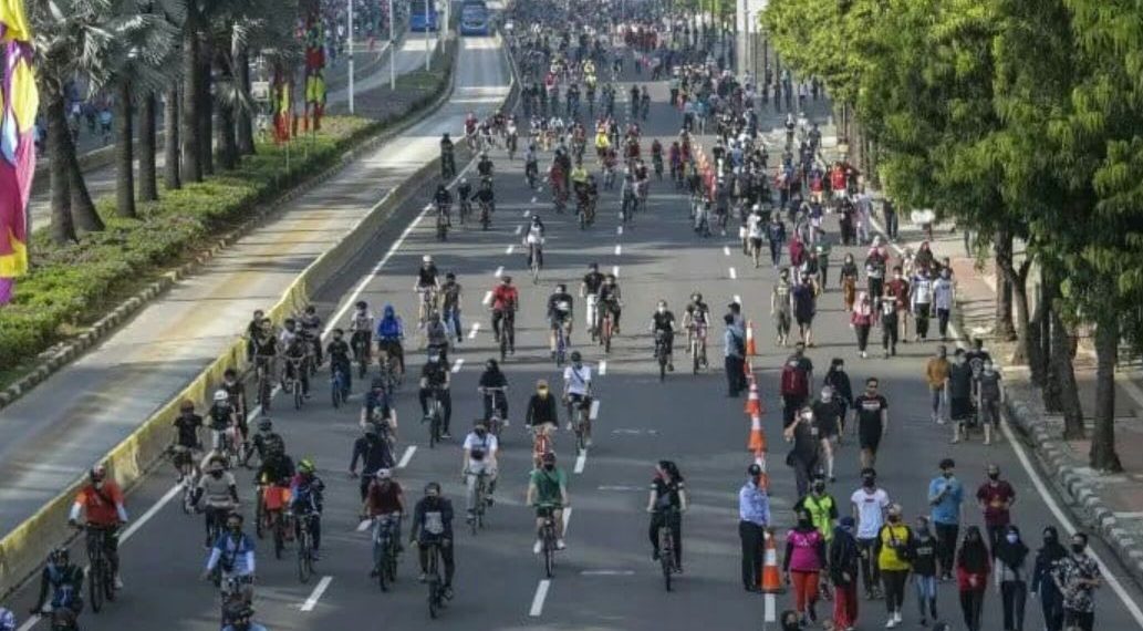Satpol PP DKI Tegaskan Larangan Berjualan di Jalur CFD Sudirman