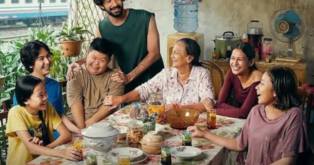 Reza Rahadian Pilih Film Bertema Sosial dan Kemanusiaan
