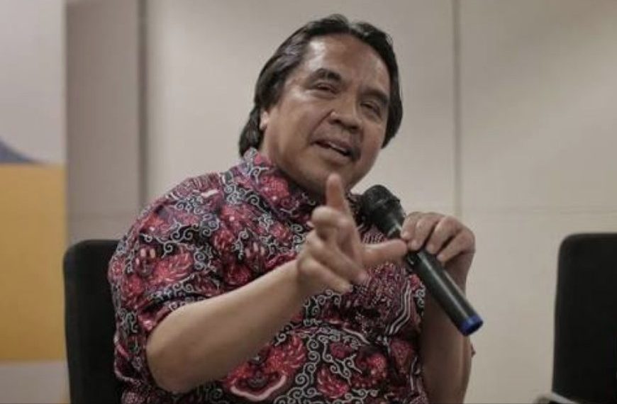 Ade Armando Kritik Blusukan Jokowi karena Dinilai Sarat Nuansa Dinasti Politik PSI