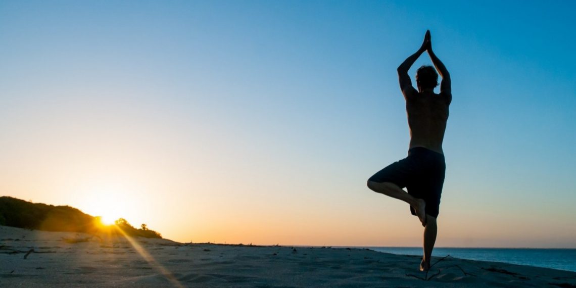 Mau Mulai Yoga Biar Konsisten dan Nyaman? Ini Tips Dasar dari Instruktur Profesional