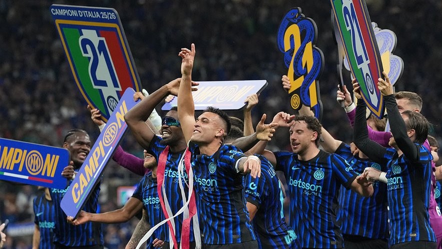 Inter Milan Juara Serie A 2026, Cristian Chivu Cetak Sejarah