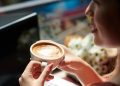 Kopi Pagi Tanpa Sarapan Memang Nikmat, Tapi Begini Kata Dokter Soal Risikonya