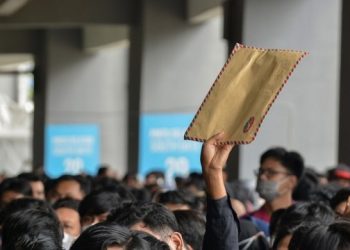 Dunia Usaha Tunda Perekrutan Karyawan Baru Meski Industri Tumbuh