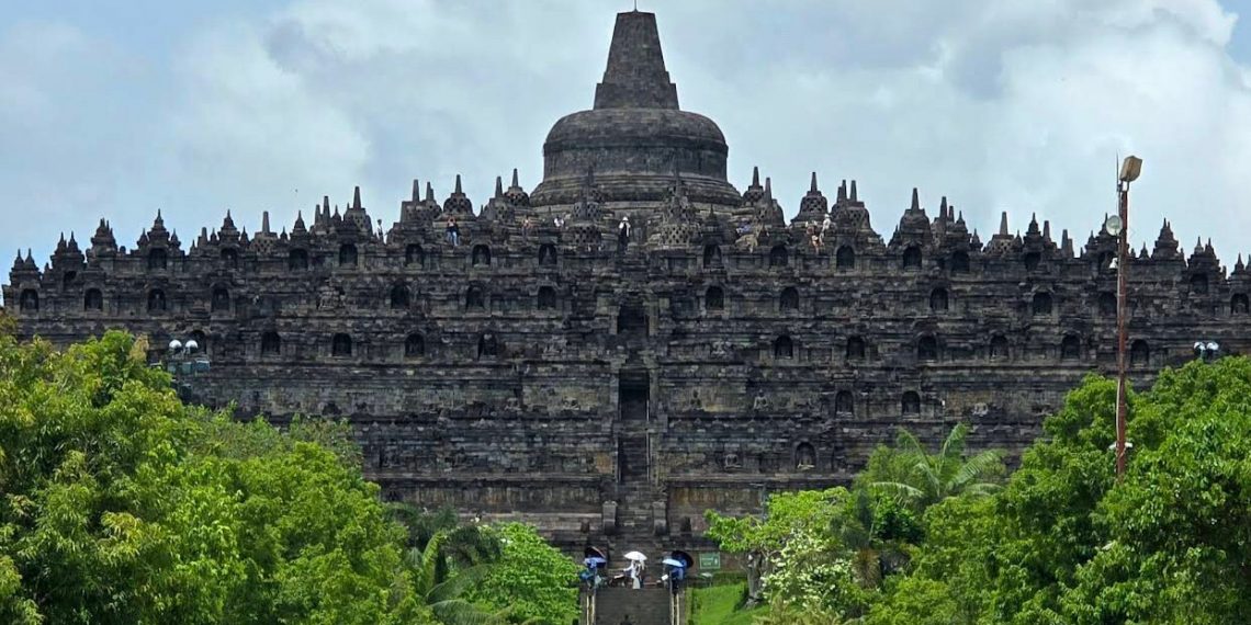 Sejarah Penemuan Kembali Candi Borobudur Berawal dari Informasi Tan Jin Sing