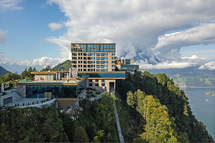 Swiss Pastikan Pertemuan Awal AS-Iran Tetap Berlangsung di Bürgenstock