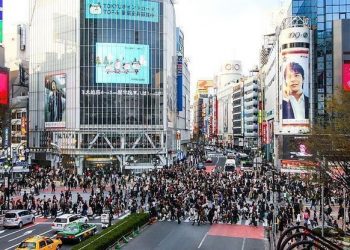 Tak Peduli Turis atau Warga, Shibuya Terapkan Denda Buang Sampah Sembarangan