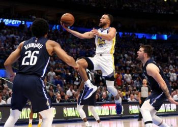 Kepergian Dusty May ke Mavericks Picu Tantangan Besar bagi Program Basket Michigan