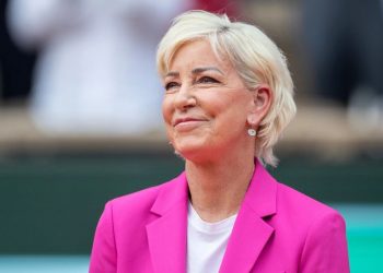 Chris Evert Absen Dari Wimbledon 2026 Usai Kanker Ovarium Kambuh