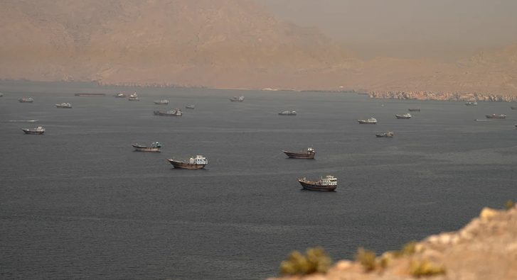 UKMTO Turunkan Status Ancaman di Selat Hormuz Setelah Kesepakatan AS-Iran