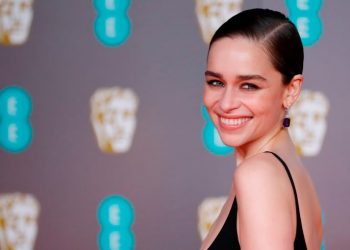 Emilia Clarke Ungkap Dampak Dua Pendarahan Otak yang Dialaminya di Usia 20-an