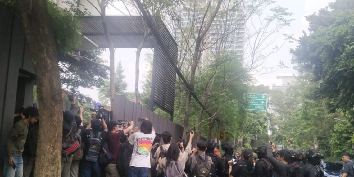 KPK Telusuri Bukti Baru, Rumah Eks Wamen Imipas Silmy Karim Digeledah