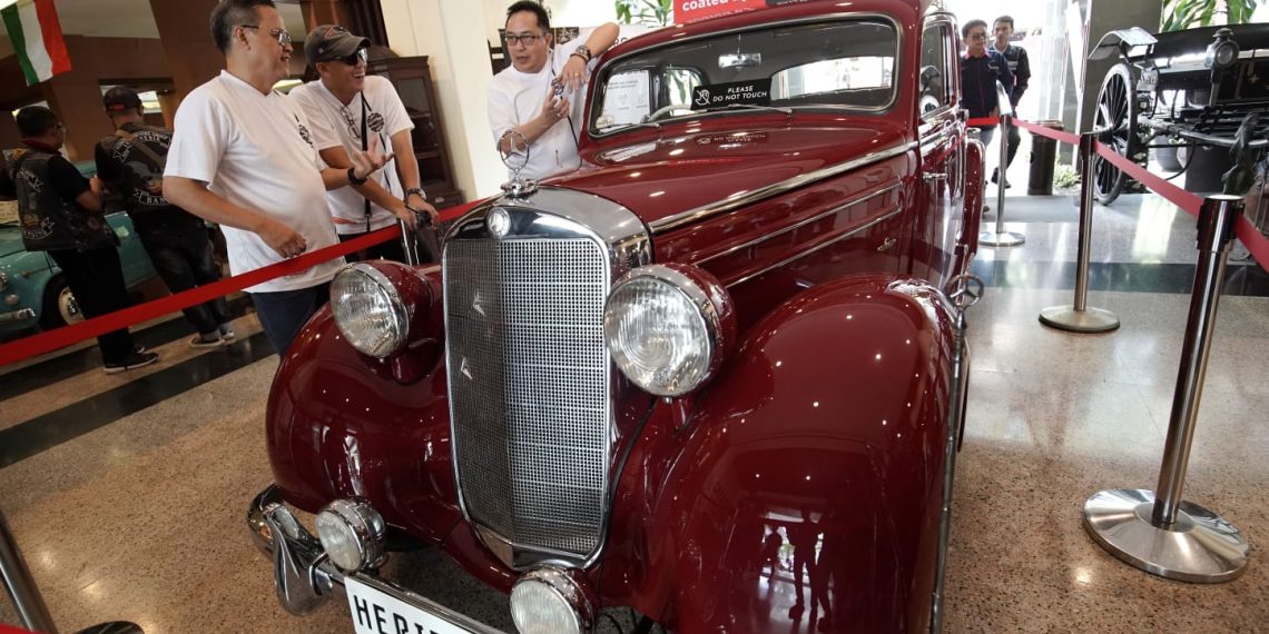 Pameran Kendaraan Klasik dan Retro Perdana di Lembang
