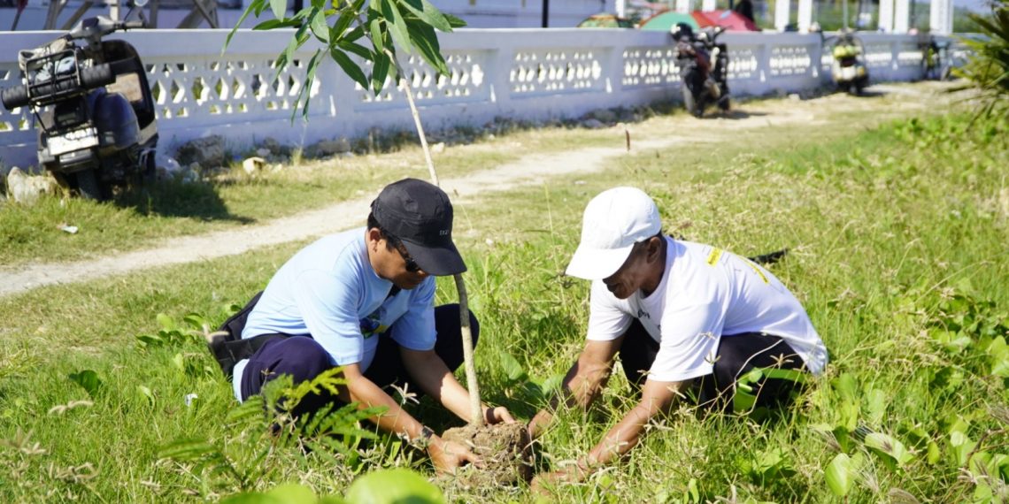 PLN Indonesia Power Gelar Clean Energy Day dan Aksi Bersih Pesisir