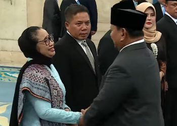 Prabowo Lantik Pimpinan Baru BGN, Nanik Sudaryati Menangis Saat Terima Ucapan Selamat