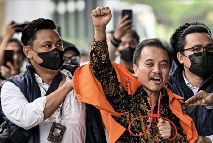 Roy Suryo dan Tifa Jalani Pelimpahan Tahap Dua ke Kejaksaan