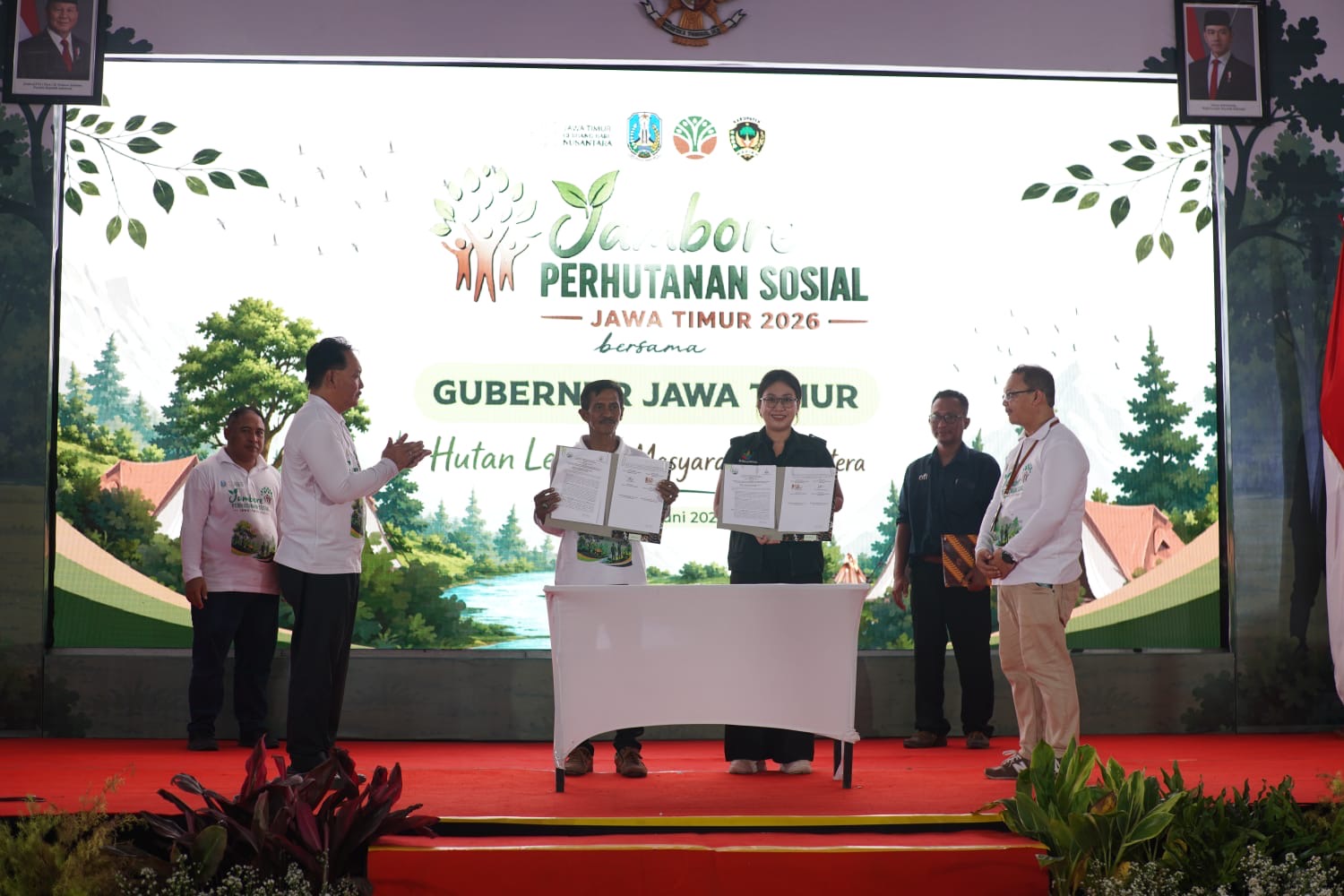 PT Mekar Asta Nusantara Raih Penghargaan Perhutanan Sosial di Jawa Timur