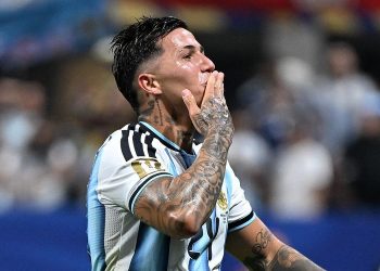 Enzo Fernandez Tetap Bela Argentina Meski Gagal Juara Piala Dunia 2026