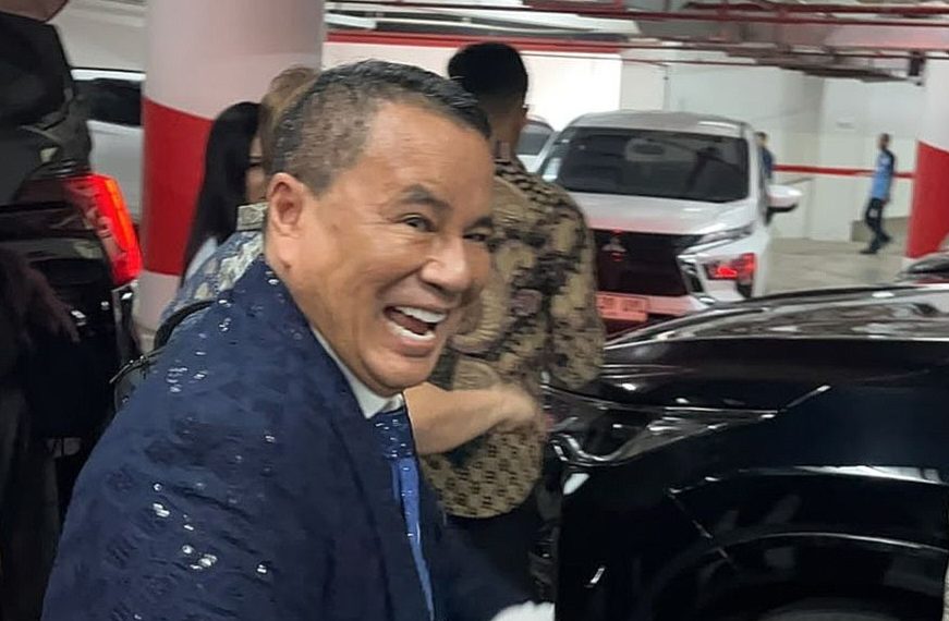 Hotman Paris Sambangi Gedung Jampidsus, Kabar Jadi Kuasa Hukum Febrie Menguat