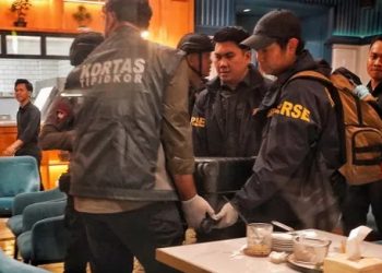 Polisi Sita Uang Tunai Rp67 Miliar dari Penggeledahan Restoran de Clan dan Money Changer