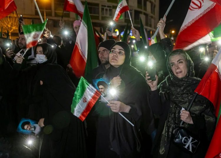 Hingga 20 Juta Pelayat Diperkirakan Hadiri Pemakaman Ayatollah Ali Khamenei