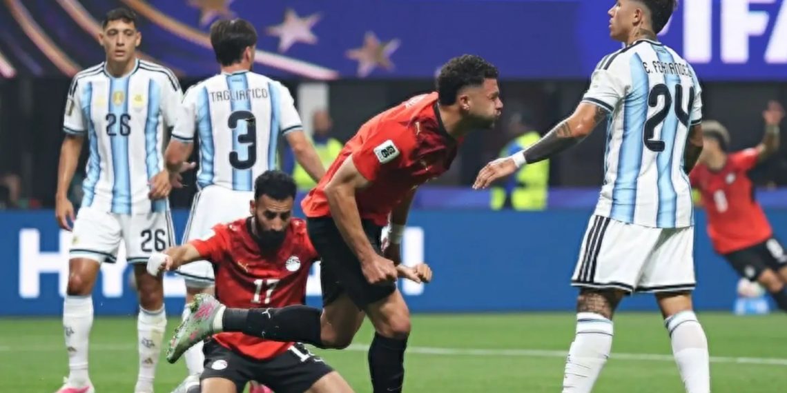 Kontroversi Argentina vs Mesir, Pakar Wasit: VAR Terlalu Banyak Campur Tangan