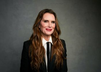 Brooke Shields Dukung Pekerja Casa Bonita Tuntut Upah dan Keselamatan Kerja