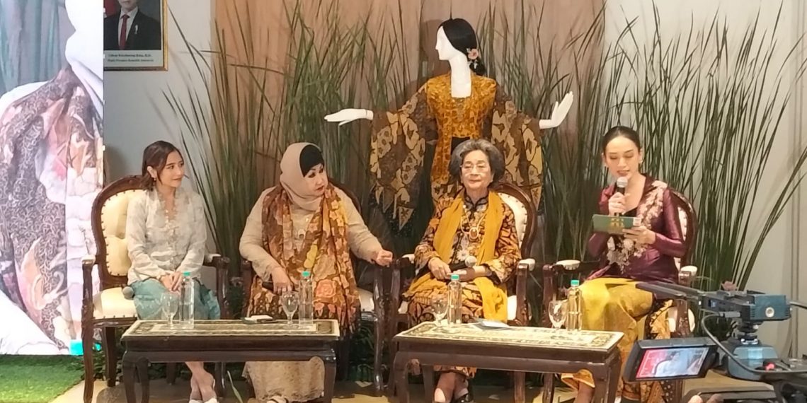Afternoon Tea Talkshow “Sebuah Legacy” Kenang 100 Tahun Rahmi Hatta, Wariskan Nilai Keteladanan bagi Generasi Muda