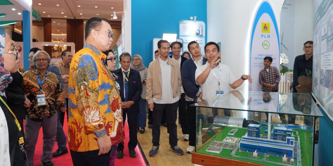 Dirjen EBTKE dan Kepala BRIN Tinjau Inovasi Hidrogen PLN Indonesia Power, Dorong Pengembangan Ekosistem Hidrogen Nasional