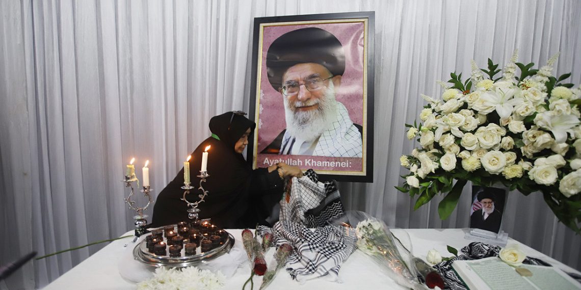 Iran Gelar Masa Berkabung Nasional, Jutaan Warga Antar Kepergian Ayatollah Ali Khamenei