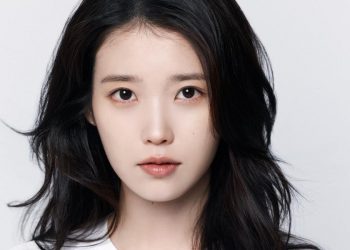 IU Tunda Album dan Konser karena Kondisi Kesehatan Memburuk