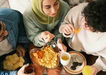 Makanan Favorit Anak Muda yang Bisa Memicu Asam Urat