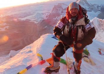 Nirmal Purja dan Sembilan Pendaki Hilang Setelah Longsoran Salju di Broad Peak