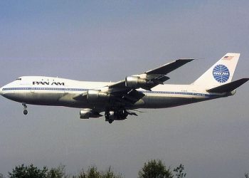 Bangkai Pesawat Pan Am Clipper Endeavor Ditemukan di Dasar Laut Atlantik pada 2026