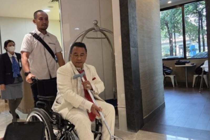 Hotman Paris Undur Diri sebagai Pengacara Febrie Adriansyah, Sebut Kesehatan Tak Memungkinkan