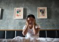 Ilustrasi Sakit Kepala Saat Bangun Tidur (freepik/jcomp)