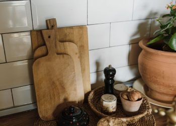 Kesalahan yang Bisa Mengubah Talenan Kayu Menjadi Sarang Jamur dan Bakteri