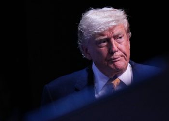 Trump Mendadak Batalkan Tarif 20 Persen di Selat Hormuz, Ada Apa?