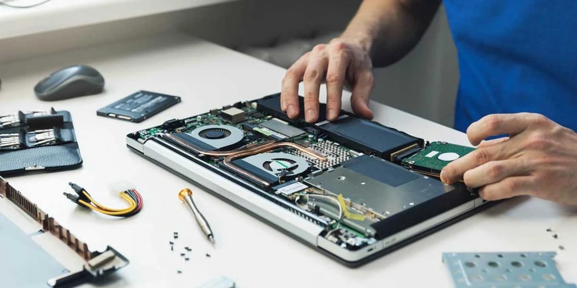 Jangan Panik Saat Laptop Lemot, Cek Penyebab dan Solusinya Sebelum Servis