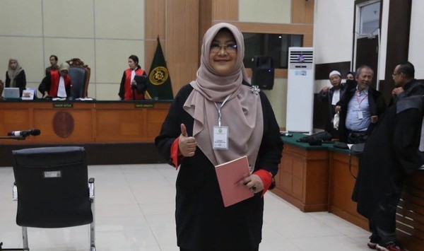 Sidang Perdana Dugaan Fitnah Ijazah Jokowi, dr Tifa Minta Pembuktian Lewat Dokumen Asli