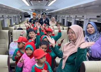 Warga Ajukan Uji Materi ke MK, Minta Tiket Kereta Gratis untuk Anak hingga Usia 5 Tahun