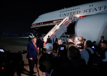 Di Tengah Ancaman Iran, Trump Diam Diam Pindah Pesawat Usai KTT NATO