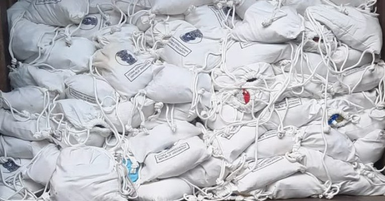 Bantuan 50 Ribu Paket Sembako Dikirim ke Korban Gempa M 7,7 NTT