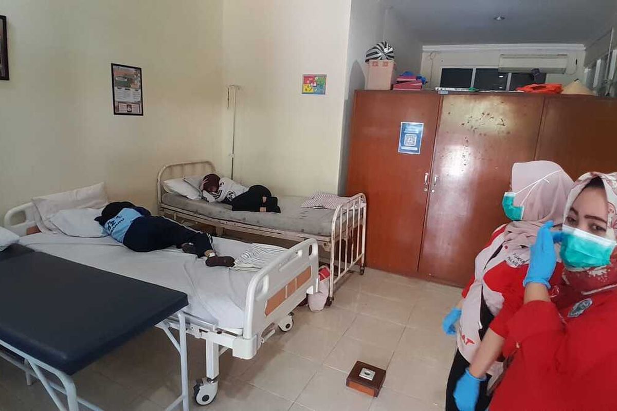 707 Siswa dan Guru Diduga Keracunan MBG di Semarang, Sekolah Sebut Korban Masih Trauma