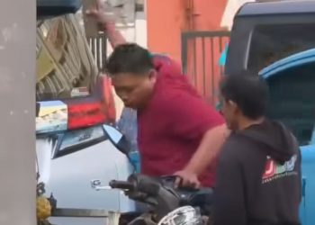 Sopir Alphard Sempat Hendak Ambil HP Tukang Ojek Sebelum Hantam Motor