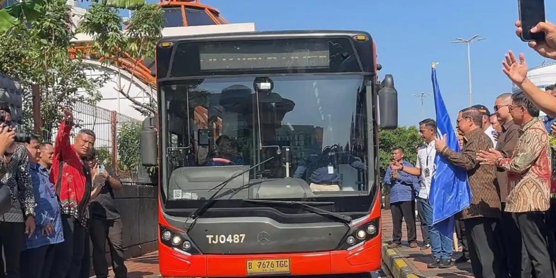 Tarif TransBandara Blok M–Soetta Resmi Rp15.000 Mulai 1 September