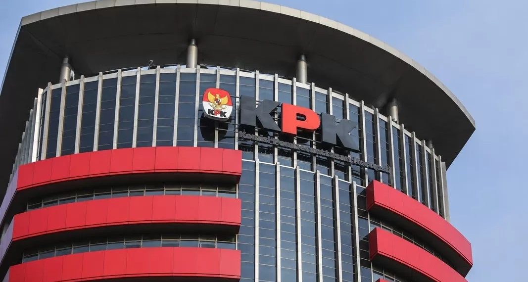 Kasus Suap Rp1,7 Miliar KPK Geledah 3 Lokasi dan Sita Barang Elektronik