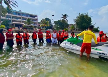 Wujudkan Destinasi Aman dan Berkualitas, Kemenpar Gelar Pelatihan Keselamatan Wisata Bahari di 8 Provinsi