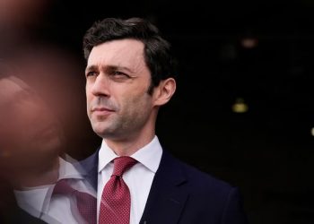 Jon Ossoff Serang Natalie Harp, Ajudan Trump yang Jadi Sorotan