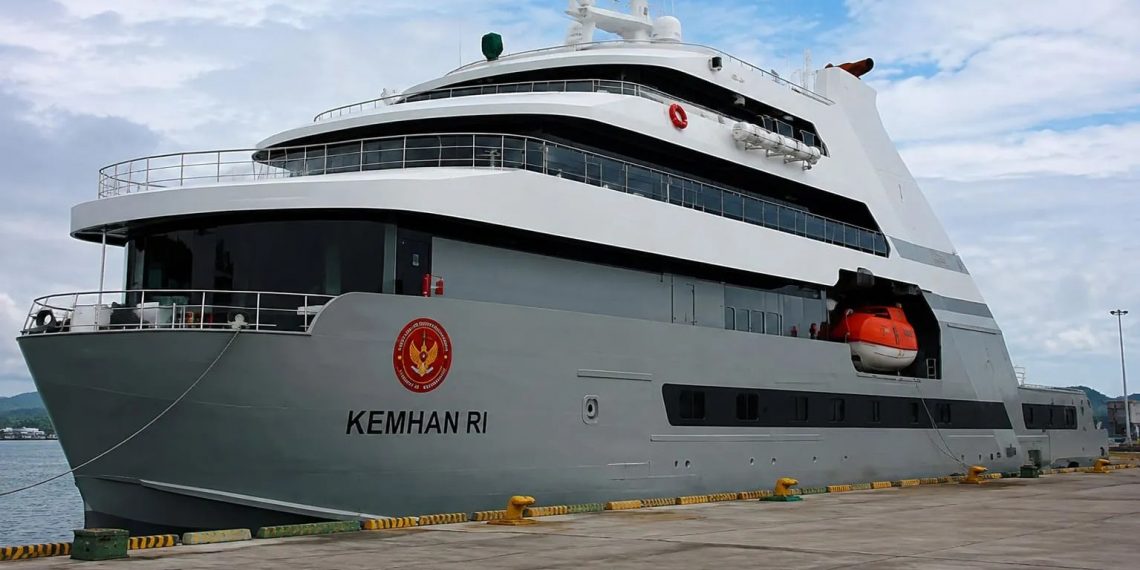 Kemenhan Buka Suara soal Kapal Haji Isam dan Logo Resmi di Lambungnya