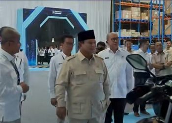 Prabowo Tinjau Motor Listrik Nasional, Pemerintah Perkuat Ekosistem Kendaraan Listrik